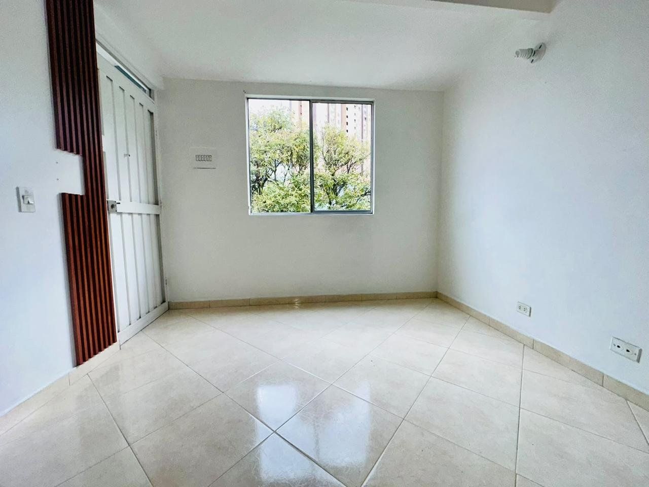 Apartamento en venta en Calasanz, Medellín · foto 8 de 11