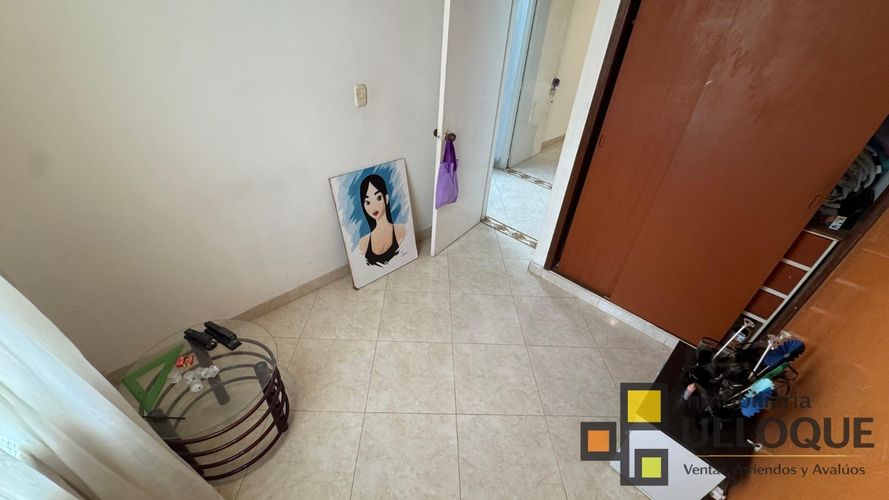 Casa de 6 alcobas en venta en Fontana, Bucaramanga, 283 m² · foto 3 de 24