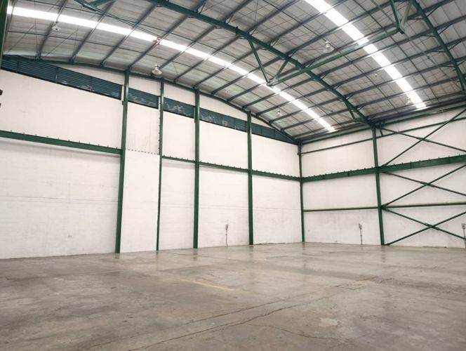 Bodega en arriendo en Machado, Copacabana, 1030 m² · foto 4 de 20