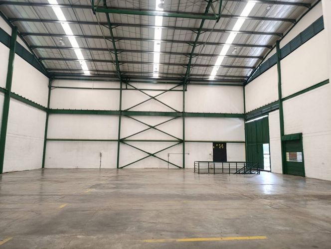 Bodega en arriendo en Machado, Copacabana, 1030 m² · foto 5 de 20