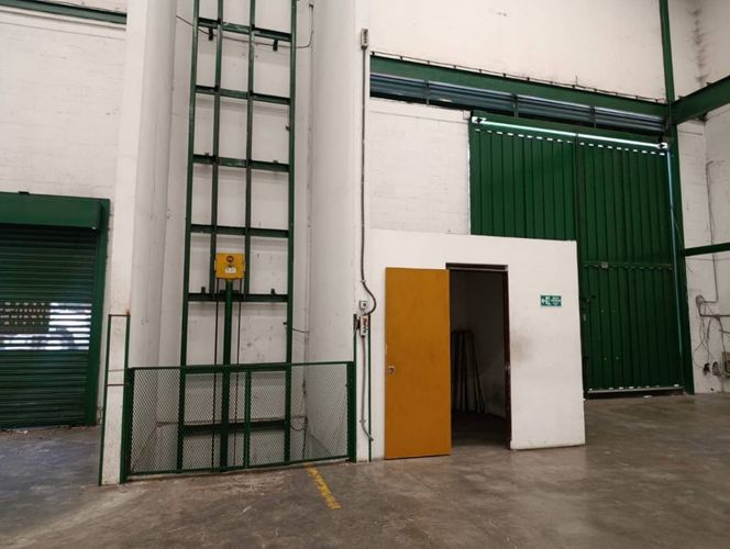 Bodega en arriendo en Machado, Copacabana, 1030 m² · foto 15 de 20