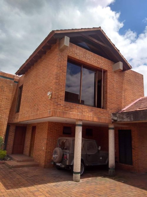 Casa de 4 alcobas en venta en San Jose De Bavaria, Bogotá, 250 m² · foto 4 de 19