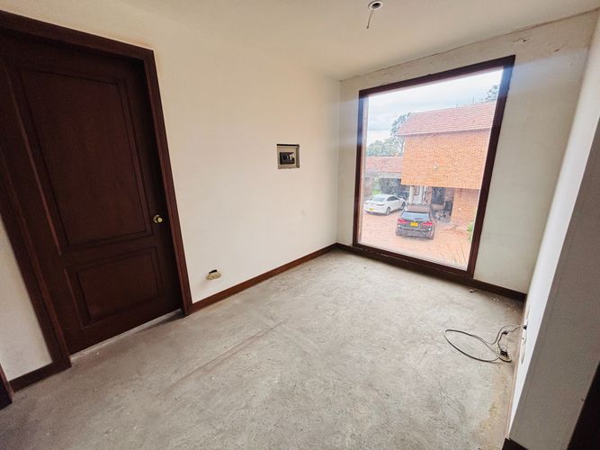 Casa de 4 alcobas en venta en San Jose De Bavaria, Bogotá, 250 m² · foto 13 de 19