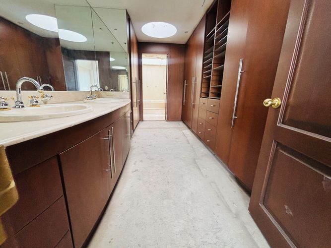 Casa de 4 alcobas en venta en San Jose De Bavaria, Bogotá, 250 m² · foto 8 de 19