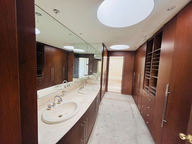 Casa de 4 alcobas en venta en San Jose De Bavaria, Bogotá, 250 m² · foto 16 de 19