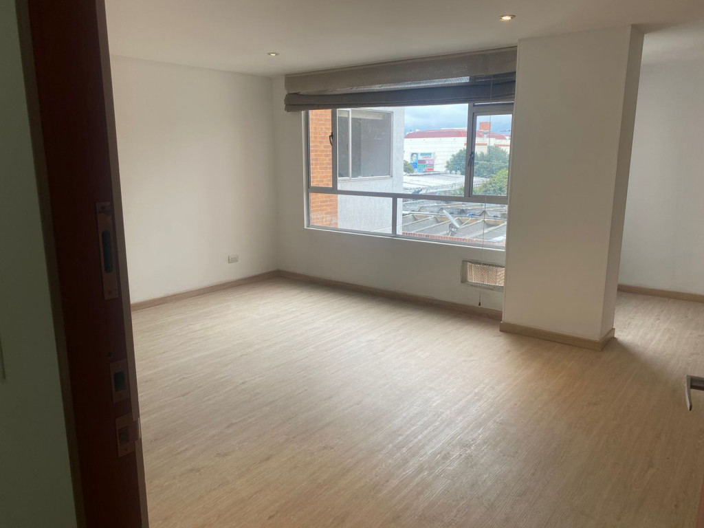 Apartamento en venta en Cedritos, Bogotá · foto 4 de 11