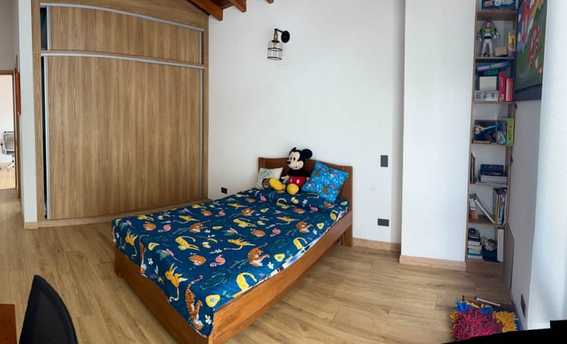 Casa de 4 alcobas en venta en Rionegro, 200 m² · foto 13 de 21