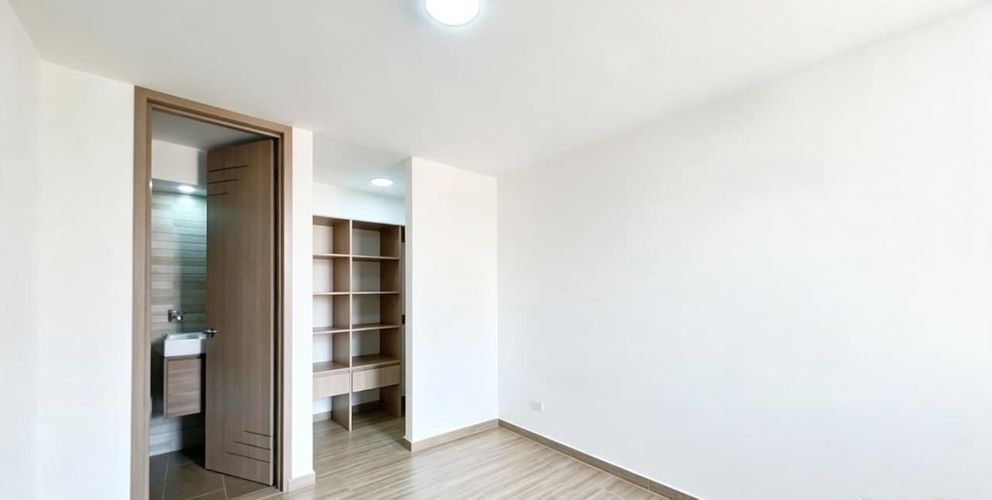 Apartamento de 3 alcobas en venta en La Prosperidad, Madrid, 58 m² · foto 5 de 24