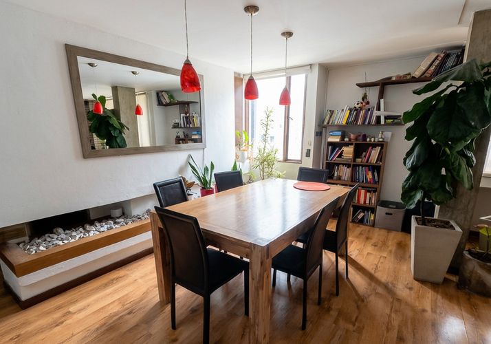 Apartamento de 2 alcobas en venta en Chico Norte, Bogotá, 135 m² · foto 5 de 18