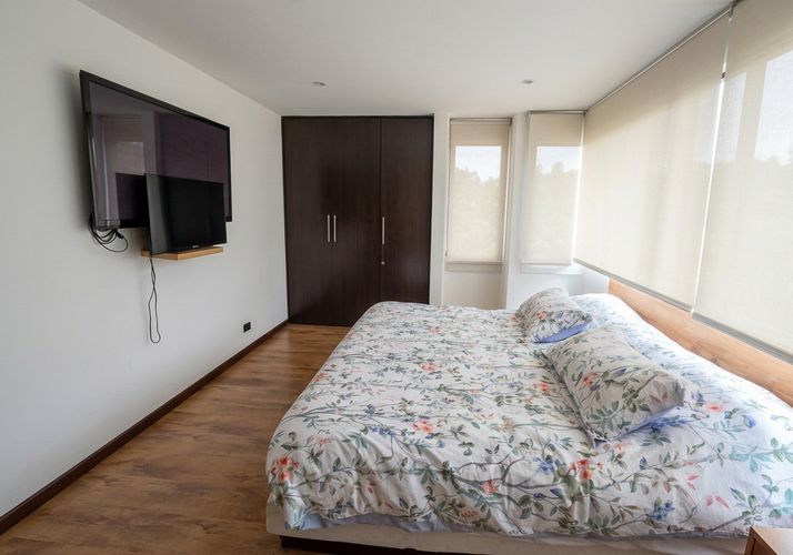 Apartamento de 2 alcobas en venta en Chico Norte, Bogotá, 135 m² · foto 11 de 18