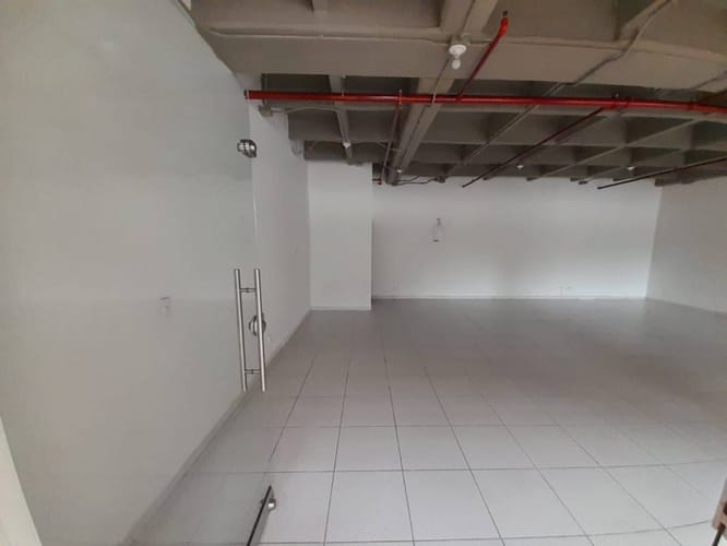 Local en arriendo en Aves Maria, Sabaneta, 67 m² · foto 2 de 11