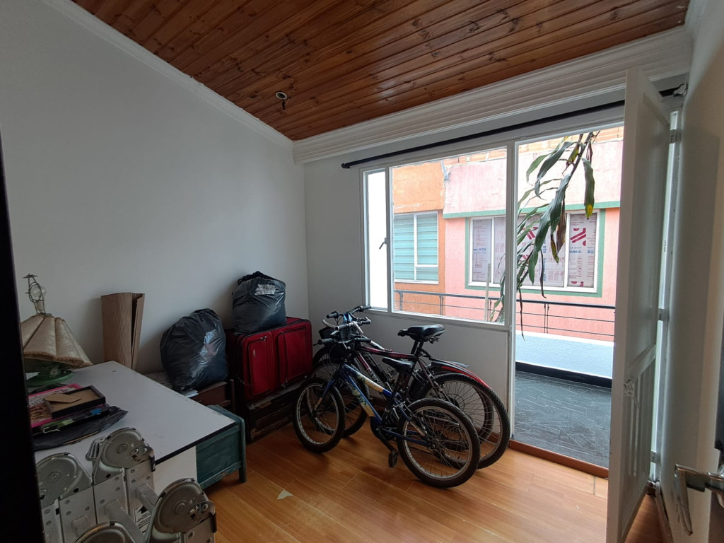 Casa en venta en Cantalejo, Bogotá · foto 8 de 17
