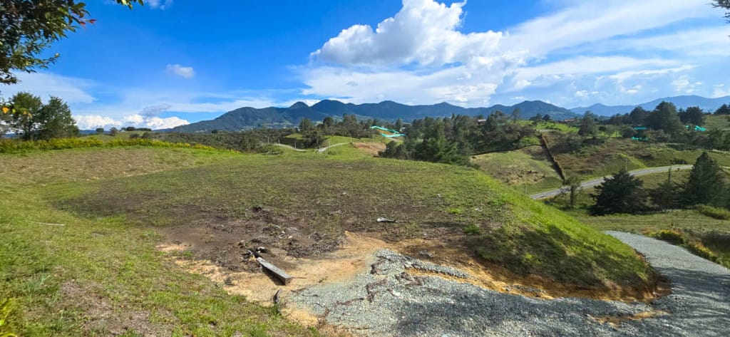 Lote en venta en El Carmen de Viboral, 2580 m² · foto 10 de 14