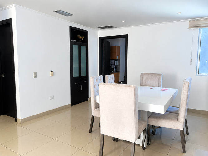 Apartamento de 3 alcobas en venta en Altos Del Prado, Barranquilla, 214 m² · foto 3 de 16