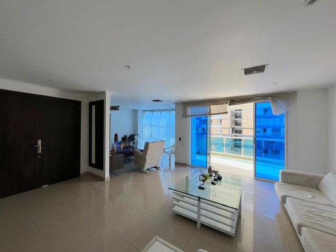 Apartamento de 3 alcobas en venta en Altos Del Prado, Barranquilla, 214 m² · foto 4 de 16