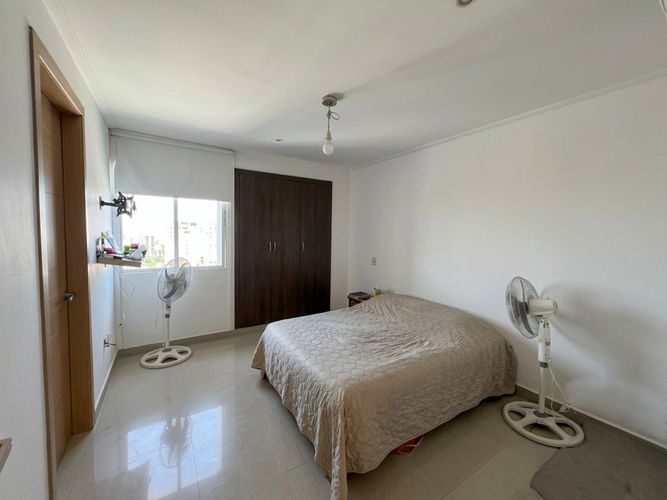 Apartamento de 3 alcobas en venta en Altos Del Prado, Barranquilla, 214 m² · foto 8 de 16
