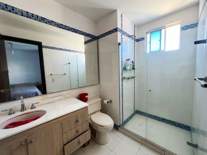 Apartamento de 3 alcobas en venta en Altos Del Prado, Barranquilla, 214 m² · foto 9 de 16