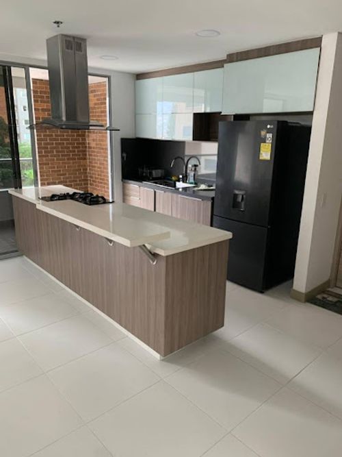 Apartamento de 3 alcobas en arriendo en Castropol, Medellín, 111 m² · foto 6 de 24
