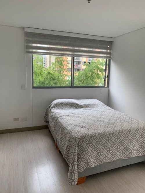 Apartamento de 3 alcobas en arriendo en Castropol, Medellín, 111 m² · foto 16 de 24