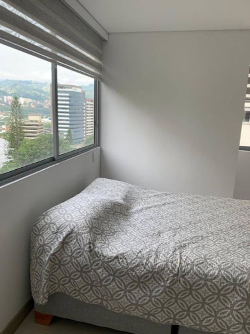Apartamento de 3 alcobas en arriendo en Castropol, Medellín, 111 m² · foto 17 de 24