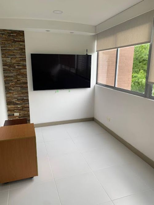 Apartamento de 3 alcobas en arriendo en Castropol, Medellín, 111 m² · foto 23 de 24