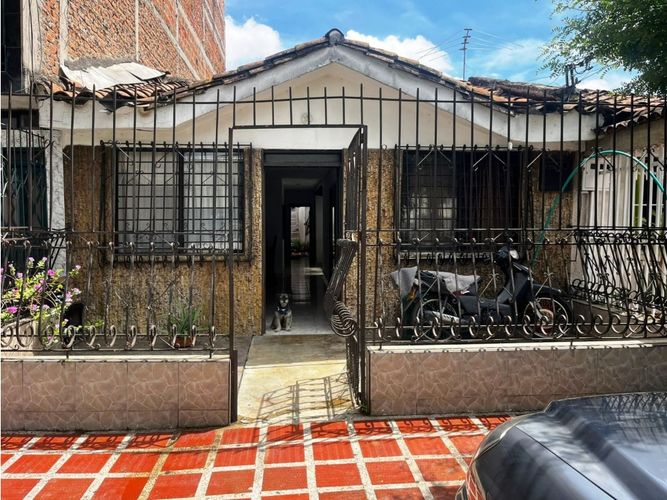 Casa de 4 alcobas en venta en Industrial, Cali, 124 m² · foto 2 de 20