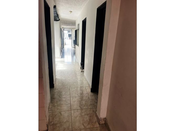 Casa de 4 alcobas en venta en Industrial, Cali, 124 m² · foto 13 de 20
