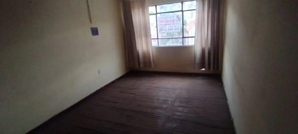 Casa en venta en Eduardo Santos, Bogotá · foto 2 de 13