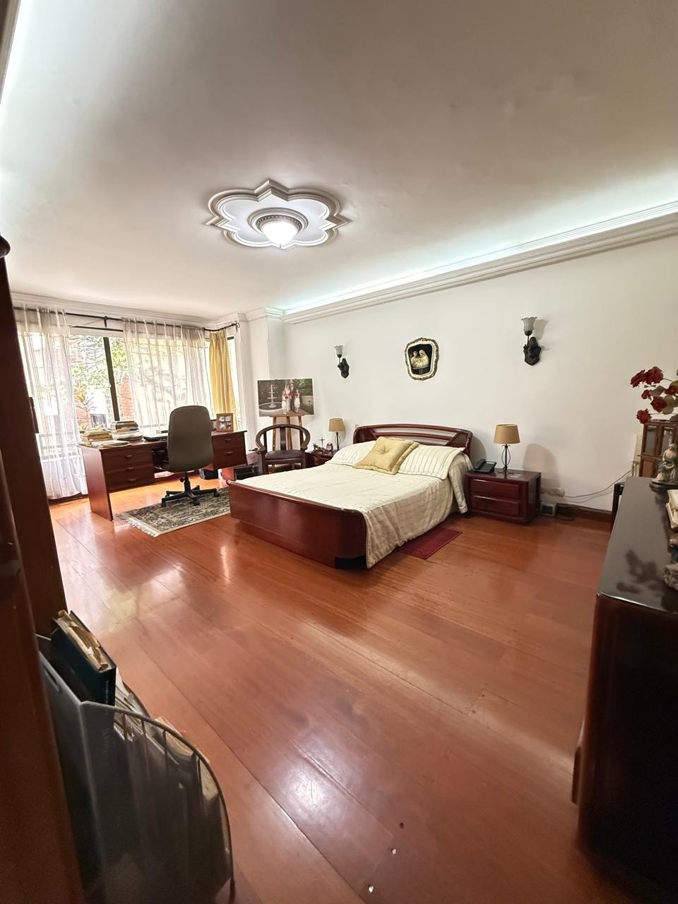 Apartamento en venta en El Poblado, Medellín · foto 9 de 24