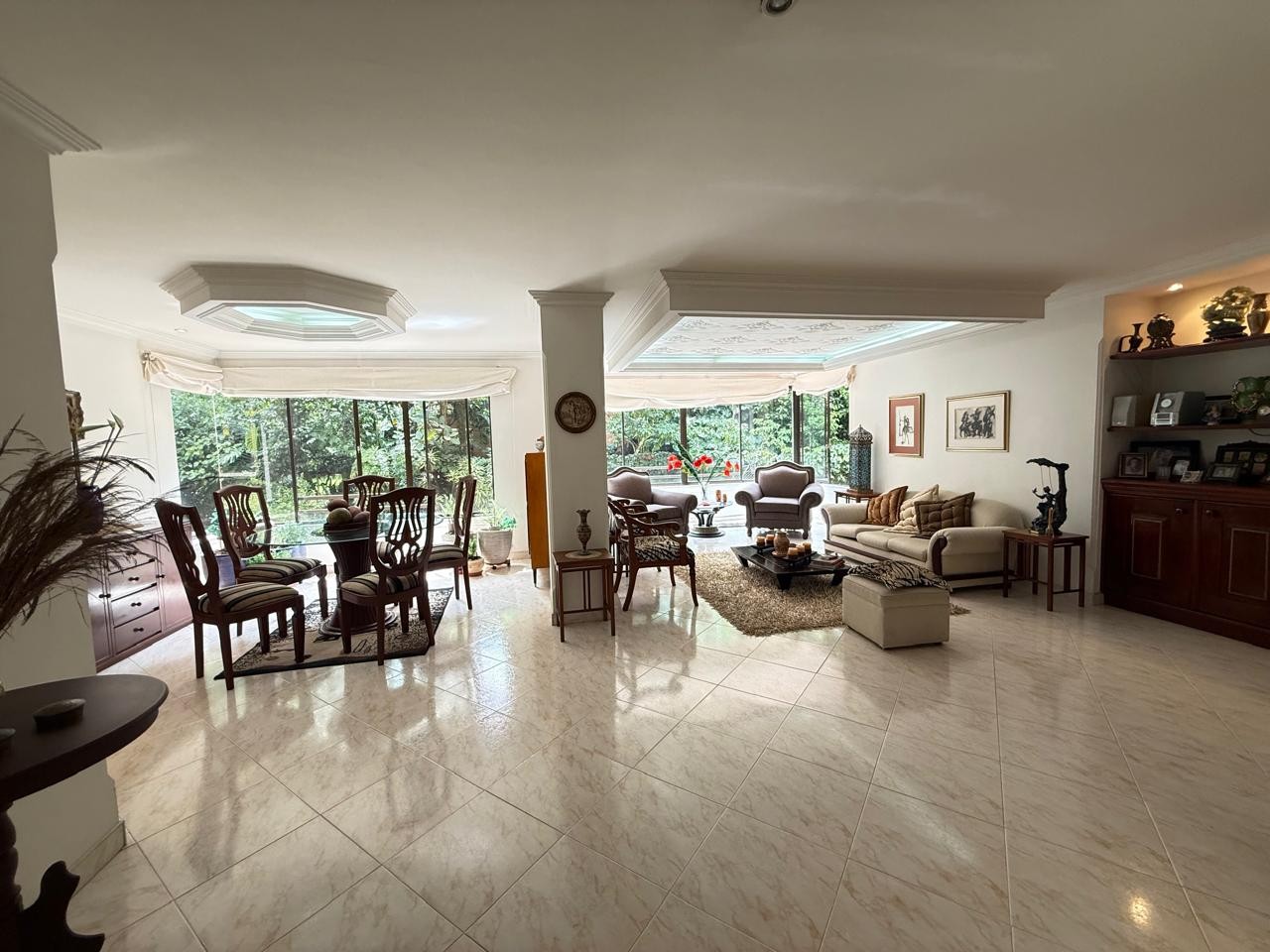 Apartamento en venta en El Poblado, Medellín · foto 3 de 24