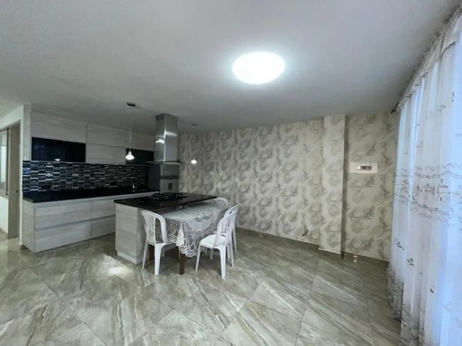 Casa en venta en Escocia, Bogotá · foto 3 de 19