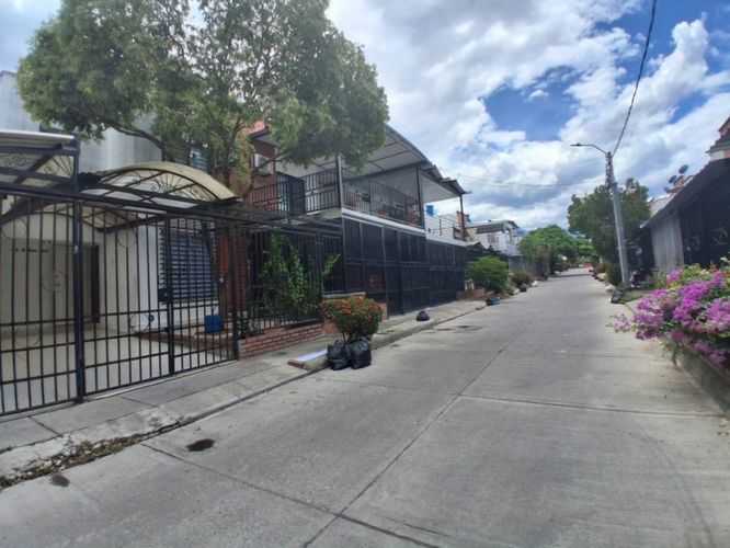 Casa de 2 alcobas en venta en Ub. Puertas Del Sol, Neiva, 133 m² · foto 5 de 14