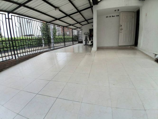 Casa de 2 alcobas en venta en Ub. Puertas Del Sol, Neiva, 133 m² · foto 7 de 14