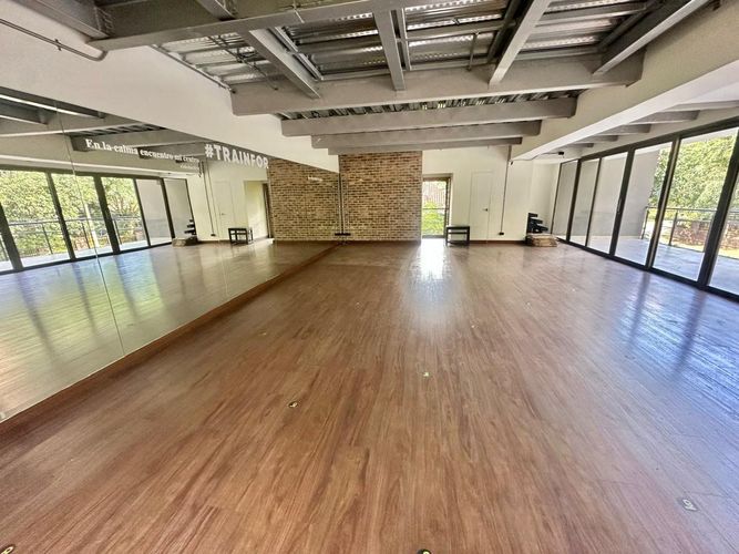 Local en arriendo en Las Lomas, Medellín, 374 m² · foto 8 de 19