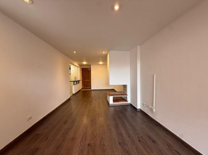 Apartamento de 1 alcoba en venta en Bella Suiza, Bogotá, 54 m² · foto 4 de 24
