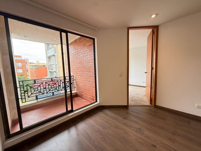 Apartamento de 1 alcoba en venta en Bella Suiza, Bogotá, 54 m² · foto 9 de 24