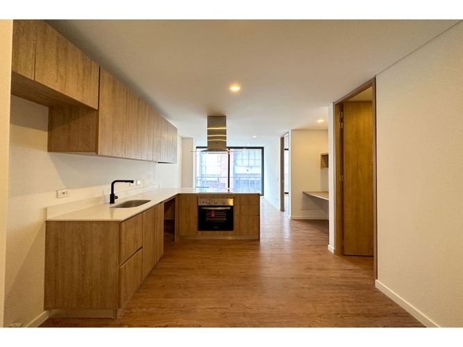 Apartamento en venta en Santa Barbara Central, Bogotá, 60 m² · foto 6 de 14