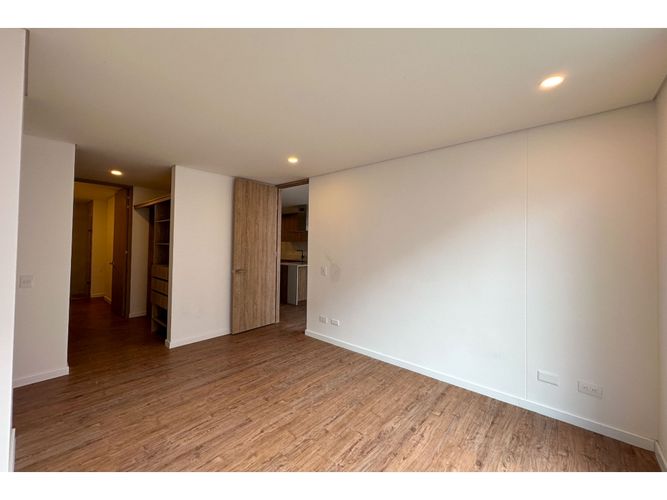 Apartamento en venta en Santa Barbara Central, Bogotá, 60 m² · foto 12 de 14