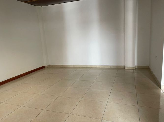 Casa de 8 alcobas en venta en San Jose Sur, Bogotá, 498 m² · foto 4 de 22