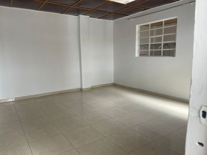 Casa de 8 alcobas en venta en San Jose Sur, Bogotá, 498 m² · foto 6 de 22