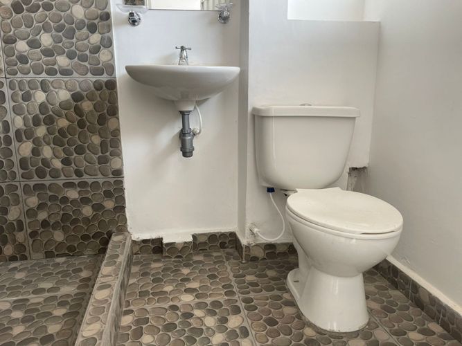 Casa de 8 alcobas en venta en San Jose Sur, Bogotá, 498 m² · foto 10 de 22