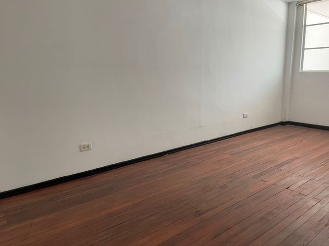 Casa de 8 alcobas en venta en San Jose Sur, Bogotá, 498 m² · foto 19 de 22