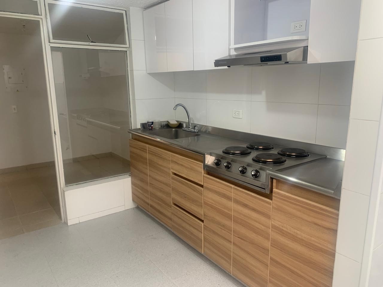 Casa en venta en Portales Del Norte, Bogotá · foto 2 de 12