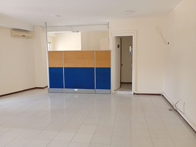 Oficina en venta en Cristo Rey, Medellín, 52 m² · foto 3 de 11