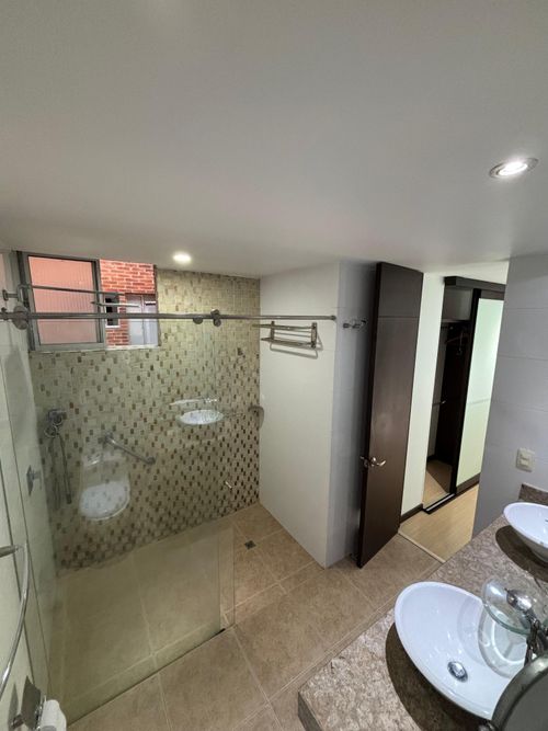 Apartamento en venta en Alcala, Bogotá · foto 5 de 15