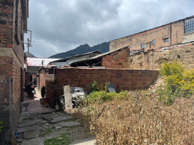 Casa de 7 alcobas en venta en Las Brisas, Bogotá, 448 m² · foto 14 de 15