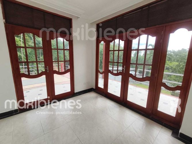 Casa de 3 alcobas en arriendo en Vereda Zungo Carretera, Apartado, 500 m² · foto 3 de 24