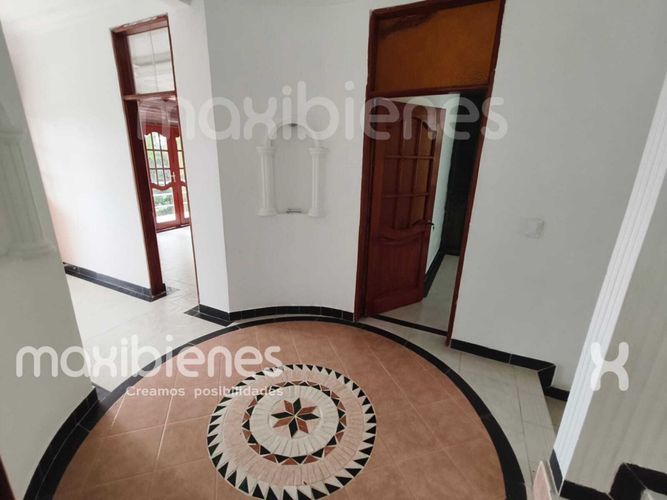 Casa de 3 alcobas en arriendo en Vereda Zungo Carretera, Apartado, 500 m² · foto 6 de 24