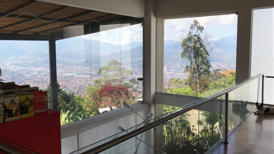 Casa de 8 alcobas en venta en Loma Del Chocho, Envigado, 760 m² · foto 23 de 24