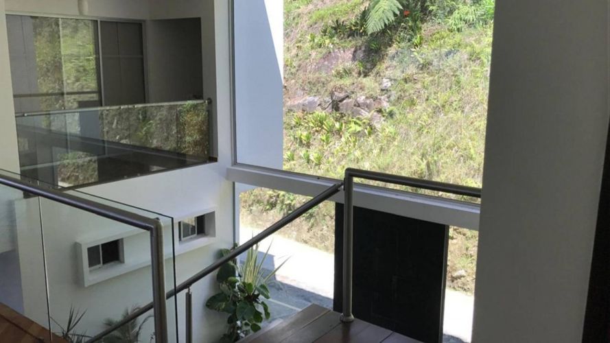 Casa de 8 alcobas en venta en Loma Del Chocho, Envigado, 760 m² · foto 24 de 24
